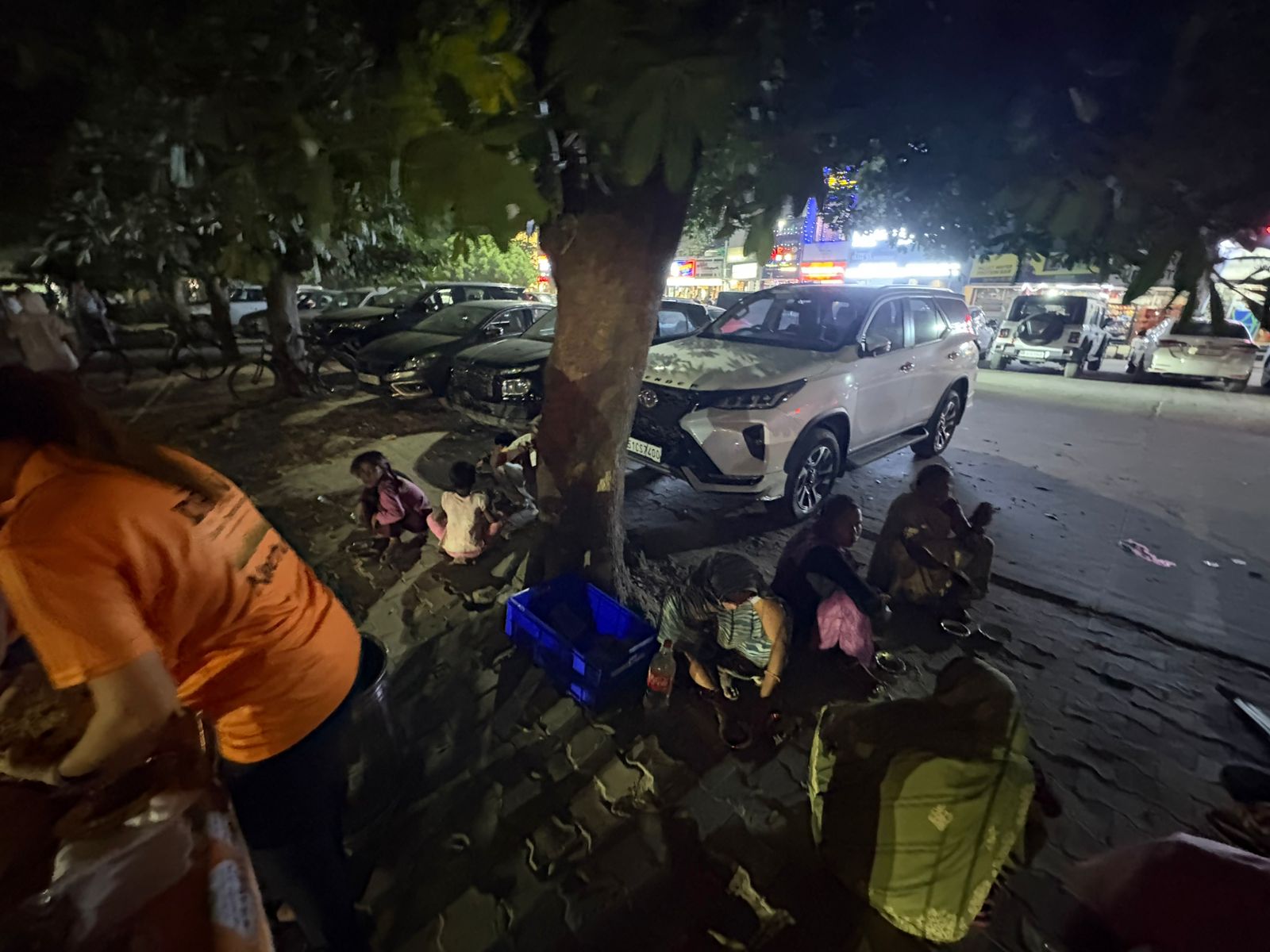 WhatsApp Image 2025-10-27 at 16.04.53 (1)